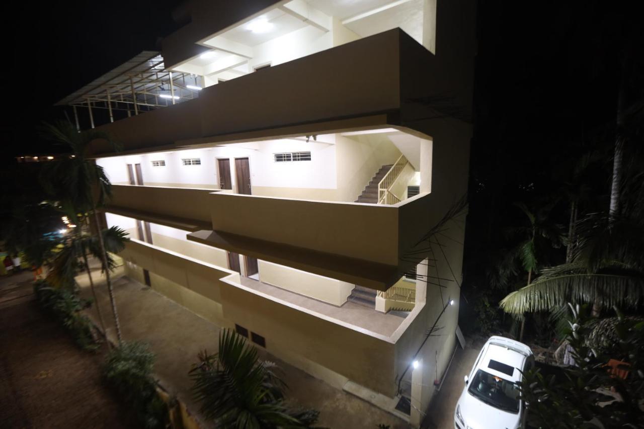 Shree Swami Samarth Resort Diveāgar Esterno foto